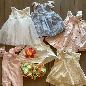 Bundle of 0-3 month clothing